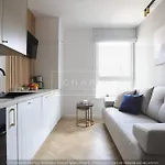4 Stars, Luxury Butterfly & Bike Apartments, Orlowo, 15 Mieszkan, Z Oddzielna Sypialnia, Winda I Platnym Parkingiem, Blisko Drog Rowerowych, Niedaleko Molo, Golf, Stadnina, Adventure Park, Summerwinter Brand شقة
