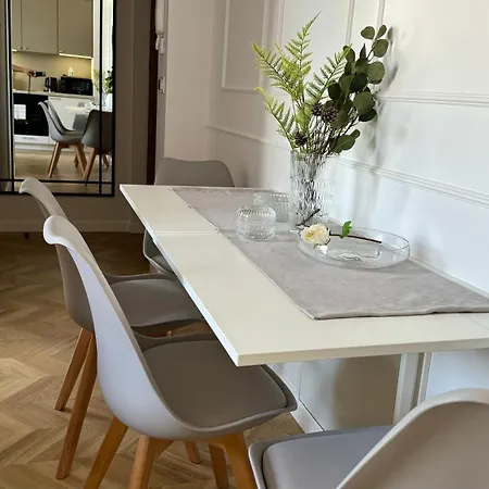 Apartment 4 Stars, Butterfly Apartments By Summerwinter Gdynia Orlowo Apartamenty Premium, Parking, Winda, Rowerownia, Driving Golf Gdynia