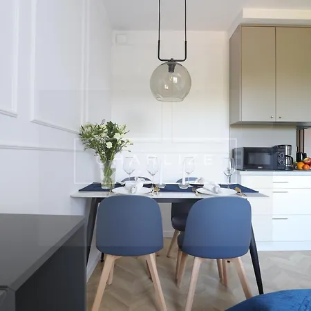Apartmán 4 Stars, Summerwinter Luxury & Bike Orlowo *