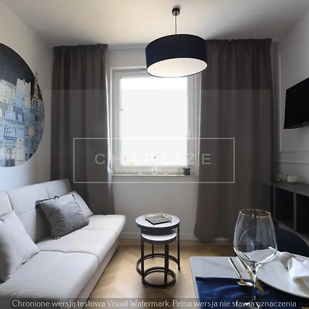 Apartment 4 Stars, Butterfly Apartments By Summerwinter Gdynia Orlowo Apartamenty Premium, Parking, Winda, Rowerownia, Driving Golf Gdynia