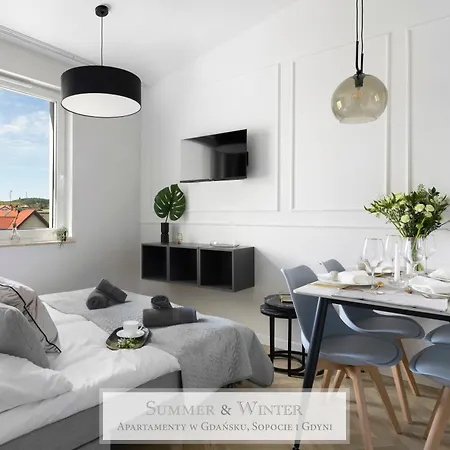Apartment 4 Stars, Butterfly Apartments By Summerwinter Gdynia Orlowo Apartamenty Premium, Parking, Winda, Rowerownia, Driving Golf Gdynia