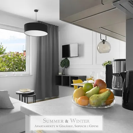 4 Stars, Butterfly Apartments By Summerwinter Gdynia Orlowo Apartamenty Premium, Parking, Winda, Rowerownia, Driving Golf Apartment *