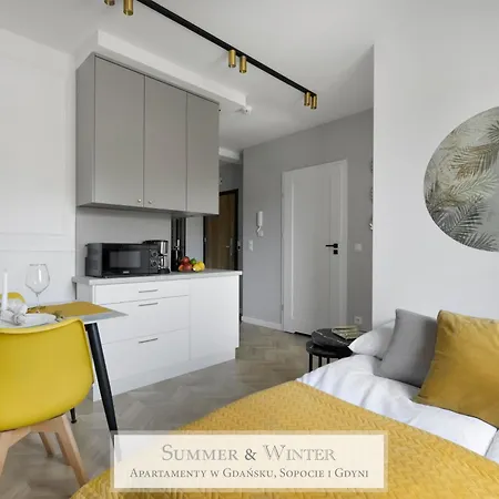 Apartment 4 Stars, Butterfly Apartments By Summerwinter Gdynia Orlowo Apartamenty Premium, Parking, Winda, Rowerownia, Driving Golf Gdynia