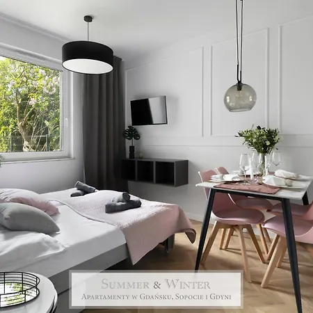 4 Stars, Luxury Butterfly & Bike Apartments, Orlowo, 15 Mieszkan, Z Oddzielna Sypialnia, Winda I Platnym Parkingiem, Blisko Drog Rowerowych, Niedaleko Molo, Golf, Stadnina, Adventure Park, Summerwinter Brand Gdynia