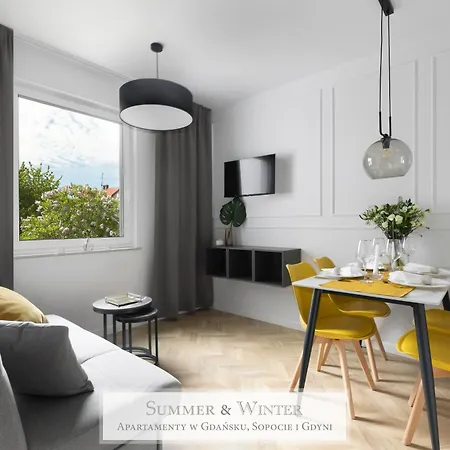 4 Stars, Luxury Butterfly & Bike Apartments, Orlowo, 15 Mieszkan, Z Oddzielna Sypialnia, Winda I Platnym Parkingiem, Blisko Drog Rowerowych, Niedaleko Molo, Golf, Stadnina, Adventure Park, Summerwinter Brand Gdynia