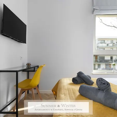 4 Stars, New Luxury Butterfly & Bike Apartments, Gdynia Orlowo, 15 Wyposazonych Mieszkan, Z Sypialnia, Winda I Platnym Parkingiem, Wysoki Standard Summerwinter, Blisko Molo Orlowo, Drog Rowerowych, Stadniny I Golf Park *