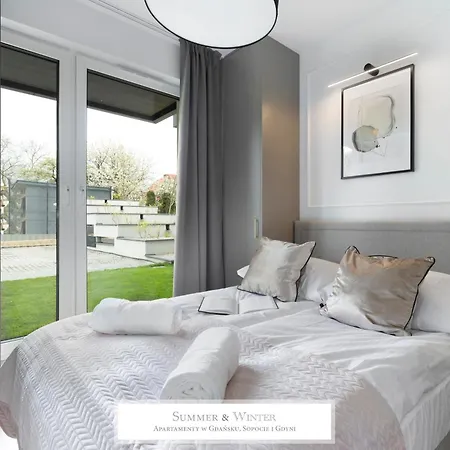 4 Stars, Butterfly Apartments By Summerwinter Gdynia Orlowo Apartamenty Premium, Parking, Winda, Rowerownia, Driving Golf Apartment Gdynia