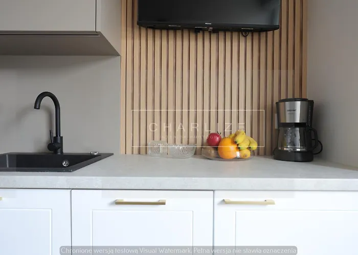 Апартаменты 4 Stars, Luxury Butterfly & Bike Apartments, Orlowo, 15 Mieszkan, Z Oddzielna Sypialnia, Winda I Platnym Parkingiem, Blisko Drog Rowerowych, Niedaleko Molo, Golf, Stadnina, Adventure Park, Summerwinter Brand