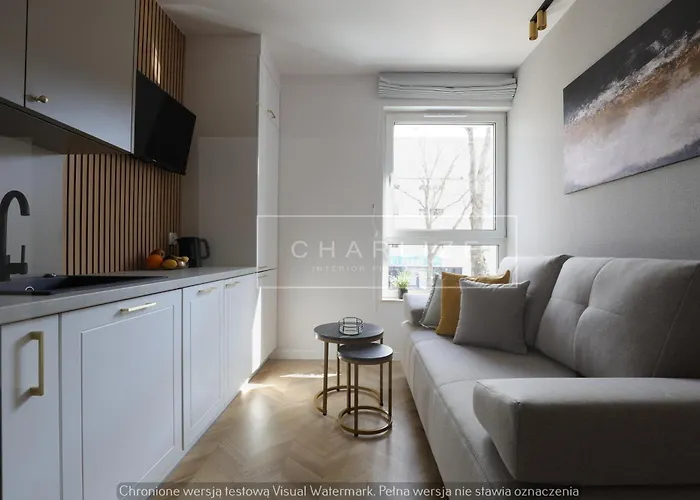 4 Stars, Luxury Butterfly & Bike Apartments, Orlowo, 15 Mieszkan, Z Oddzielna Sypialnia, Winda I Platnym Parkingiem, Blisko Drog Rowerowych, Niedaleko Molo, Golf, Stadnina, Adventure Park, Summerwinter Brand Гдыня