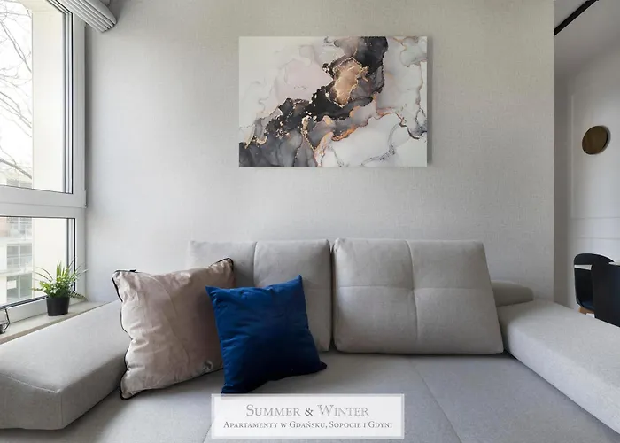 4 Stars, Luxury Butterfly & Bike Apartments, Orlowo, 15 Mieszkan, Z Oddzielna Sypialnia, Winda I Platnym Parkingiem, Blisko Drog Rowerowych, Niedaleko Molo, Golf, Stadnina, Adventure Park, Summerwinter Brand Апартаменты Гдыня