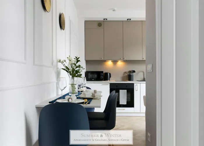 4 Stars, Luxury Butterfly & Bike Apartments, Orlowo, 15 Mieszkan, Z Oddzielna Sypialnia, Winda I Platnym Parkingiem, Blisko Drog Rowerowych, Niedaleko Molo, Golf, Stadnina, Adventure Park, Summerwinter Brand