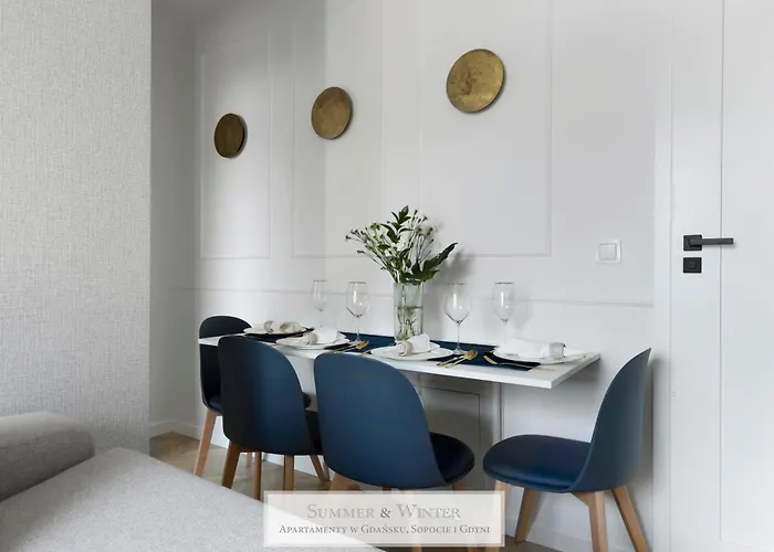 4 Stars, Luxury Butterfly & Bike Apartments, Orlowo, 15 Mieszkan, Z Oddzielna Sypialnia, Winda I Platnym Parkingiem, Blisko Drog Rowerowych, Niedaleko Molo, Golf, Stadnina, Adventure Park, Summerwinter Brand Гдыня