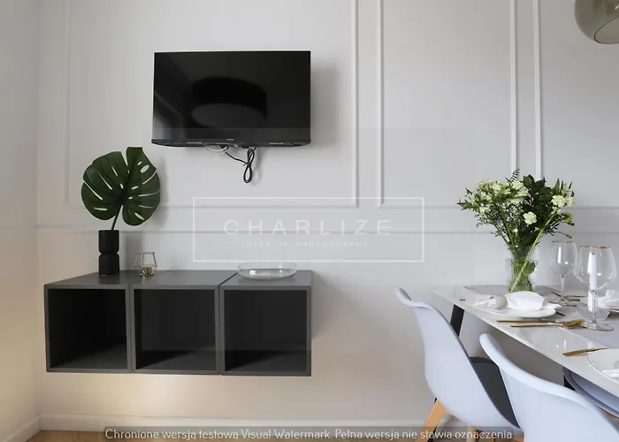 Апартаменты 4 Stars, Luxury Butterfly & Bike Apartments, Orlowo, 15 Mieszkan, Z Oddzielna Sypialnia, Winda I Platnym Parkingiem, Blisko Drog Rowerowych, Niedaleko Molo, Golf, Stadnina, Adventure Park, Summerwinter Brand *