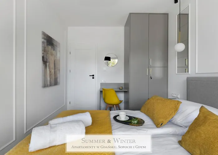 4 Stars, Luxury Butterfly & Bike Apartments, Orlowo, 15 Mieszkan, Z Oddzielna Sypialnia, Winda I Platnym Parkingiem, Blisko Drog Rowerowych, Niedaleko Molo, Golf, Stadnina, Adventure Park, Summerwinter Brand *