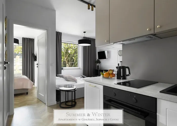 Апартаменты 4 Stars, Luxury Butterfly & Bike Apartments, Orlowo, 15 Mieszkan, Z Oddzielna Sypialnia, Winda I Platnym Parkingiem, Blisko Drog Rowerowych, Niedaleko Molo, Golf, Stadnina, Adventure Park, Summerwinter Brand Гдыня