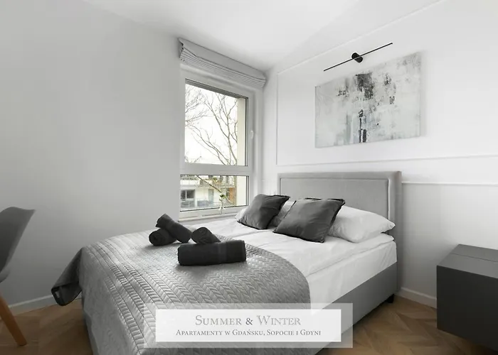 4 Stars, Luxury Butterfly & Bike Apartments, Orlowo, 15 Mieszkan, Z Oddzielna Sypialnia, Winda I Platnym Parkingiem, Blisko Drog Rowerowych, Niedaleko Molo, Golf, Stadnina, Adventure Park, Summerwinter Brand * Гдыня