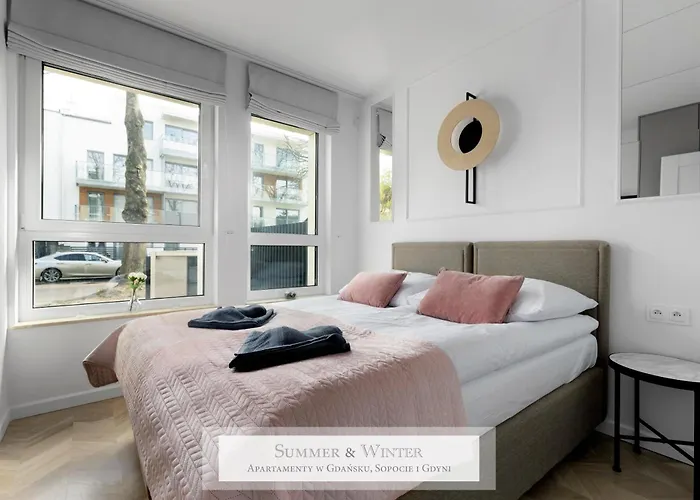 4 Stars, Luxury Butterfly & Bike Apartments, Orlowo, 15 Mieszkan, Z Oddzielna Sypialnia, Winda I Platnym Parkingiem, Blisko Drog Rowerowych, Niedaleko Molo, Golf, Stadnina, Adventure Park, Summerwinter Brand *